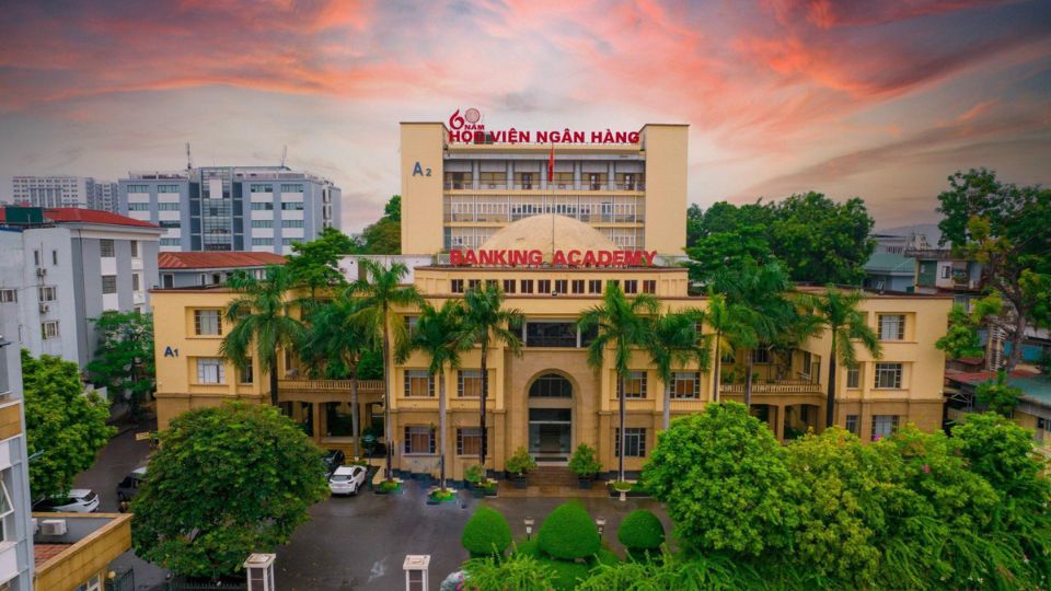 Học viện Ngân hàng