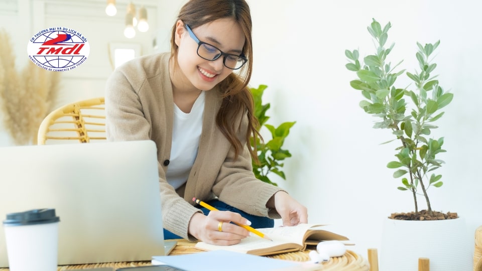 Những ai có thể đăng ký học kế toán online