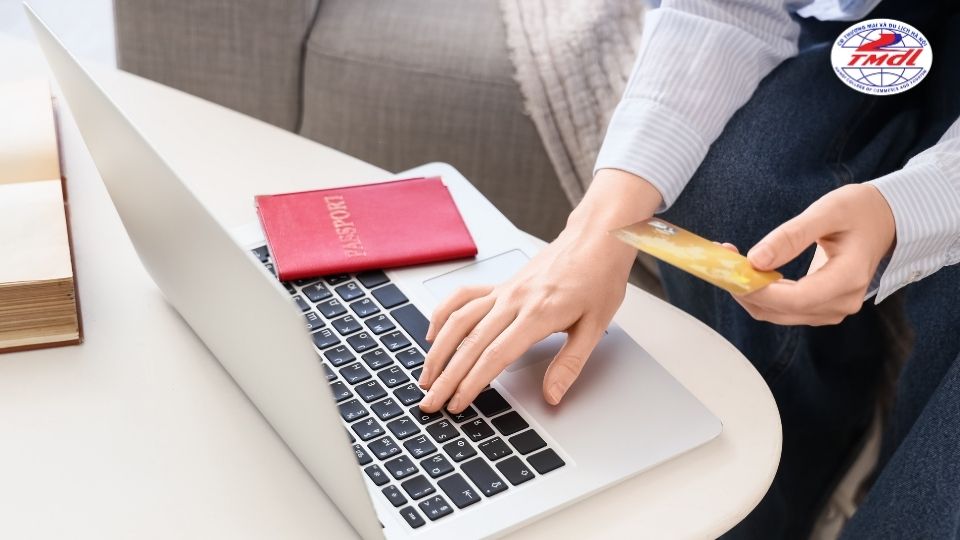 Tìm hiểu ngành học thương mại điện tử tại HCCT Elearning