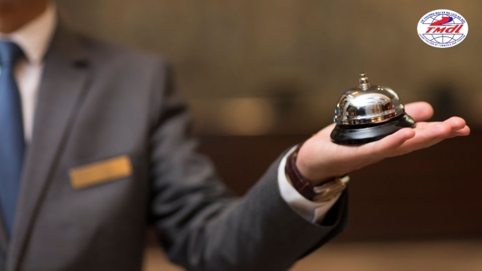 Tốt nghiệp quản trị khách sạn ra làm nghề gì?