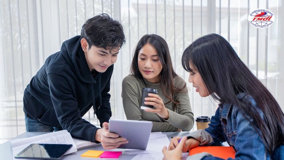 Vì sao nên tìm hiểu các ngành hot khối A trước khi đăng ký?